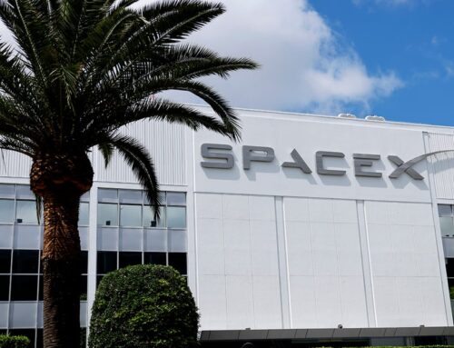 Advisors Urge Caution on SpaceX IPO for Retail Buyers