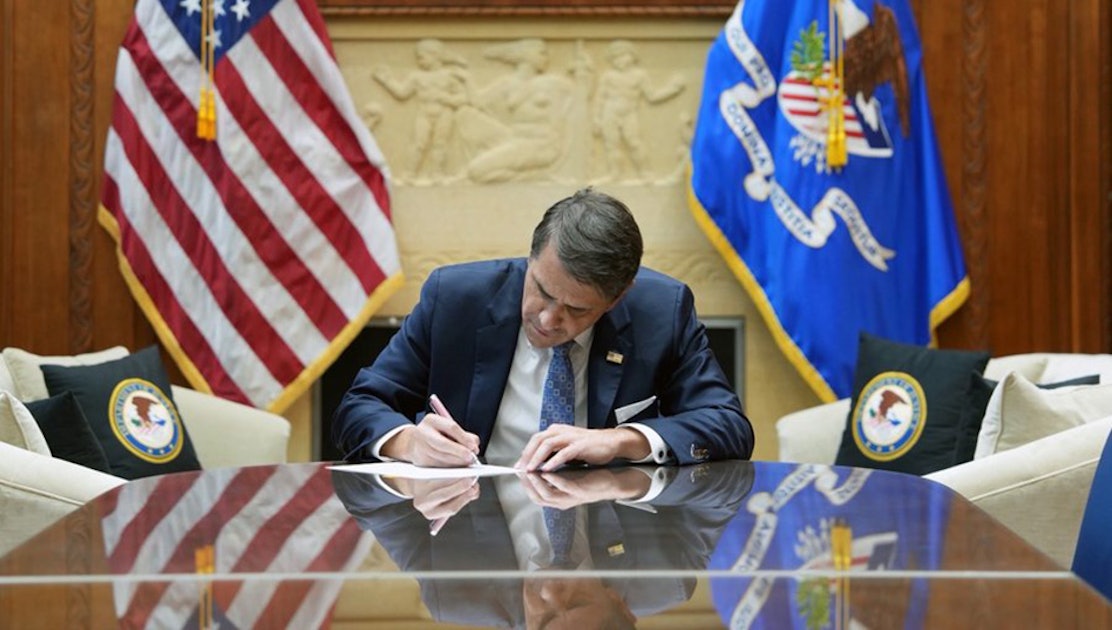 Cannabis Industry Stakeholders React to Trump DOJ’s Rescheduling Order, New Hearing