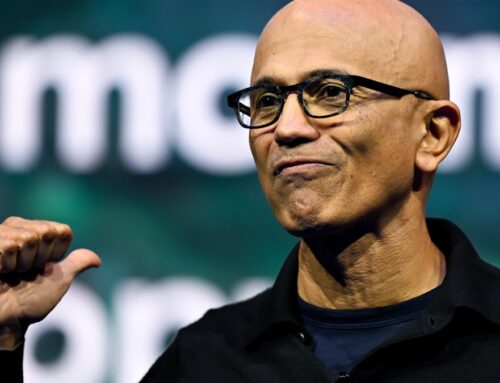 Microsoft’s Stock Slide Raises Specter of Activist Investors