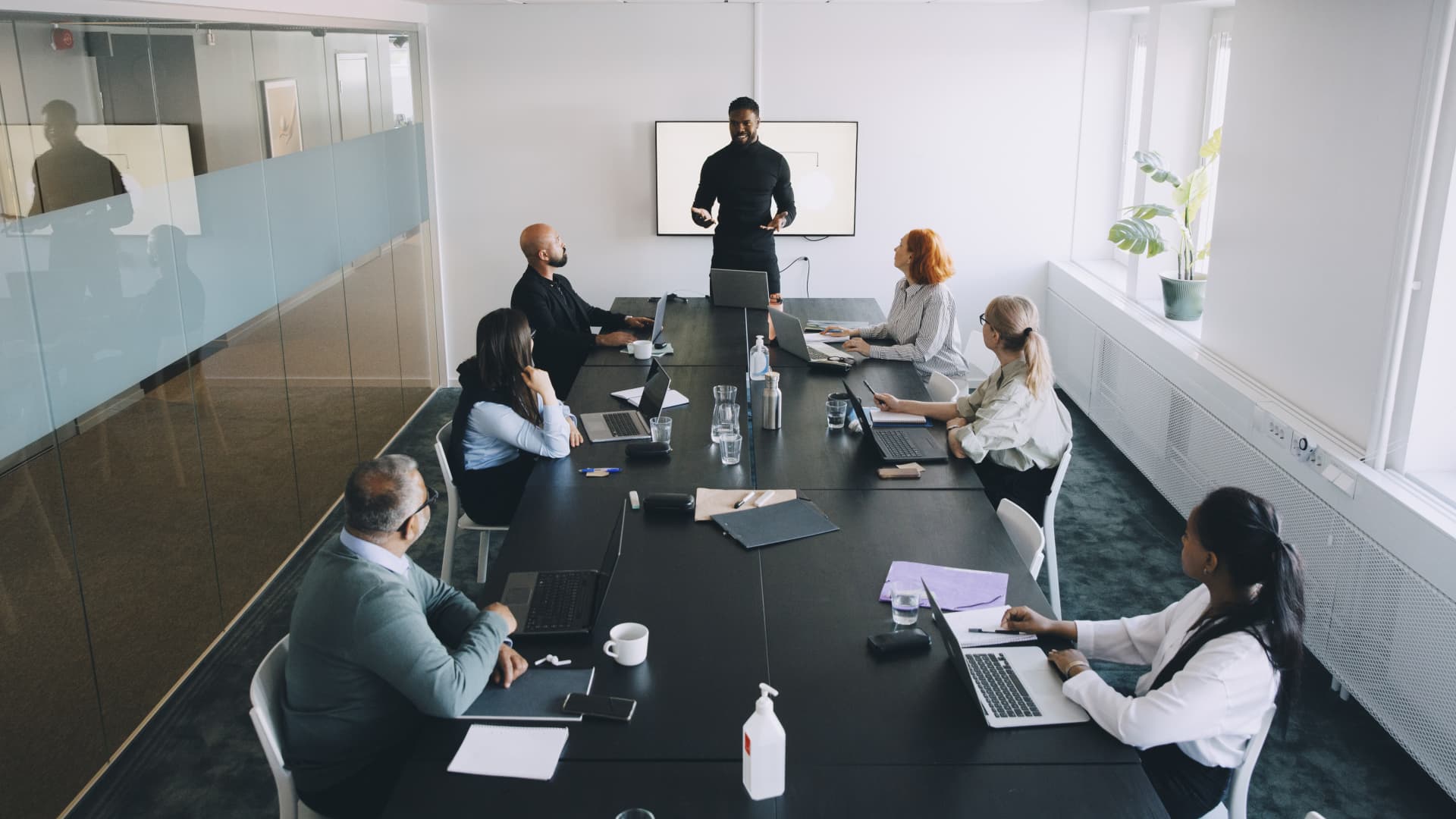 Do you need a chief AI officer? Here’s how the tech is changing boardrooms