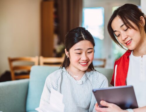 Fidelity Youth vs. Schwab Teen Investor: How the accounts compare