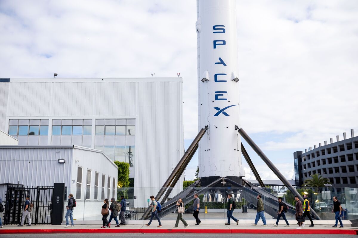 SpaceX’s IPO Forces Wall Street to Reorganize Around It SpaceX’s IPO Forces Wall Street to Reorganize Around It