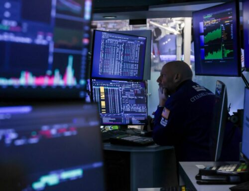 US Futures Gain, Oil Falls on Signs of Iran Talks: Markets Wrap