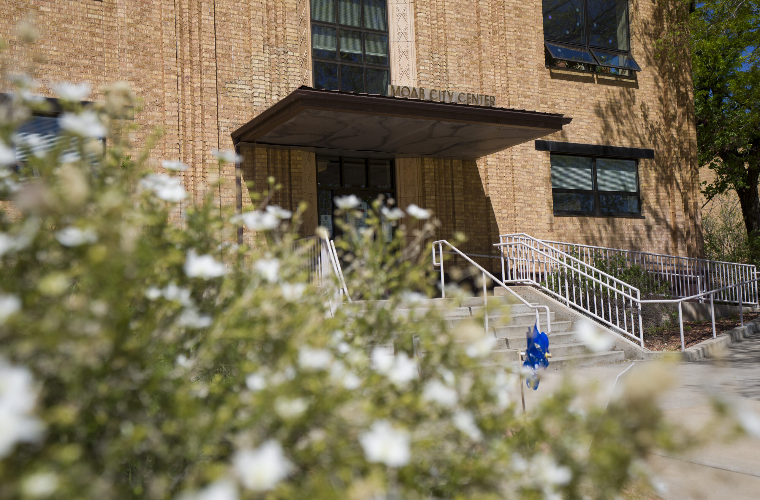 Moab utility customers to be auto-enrolled in clean energy program