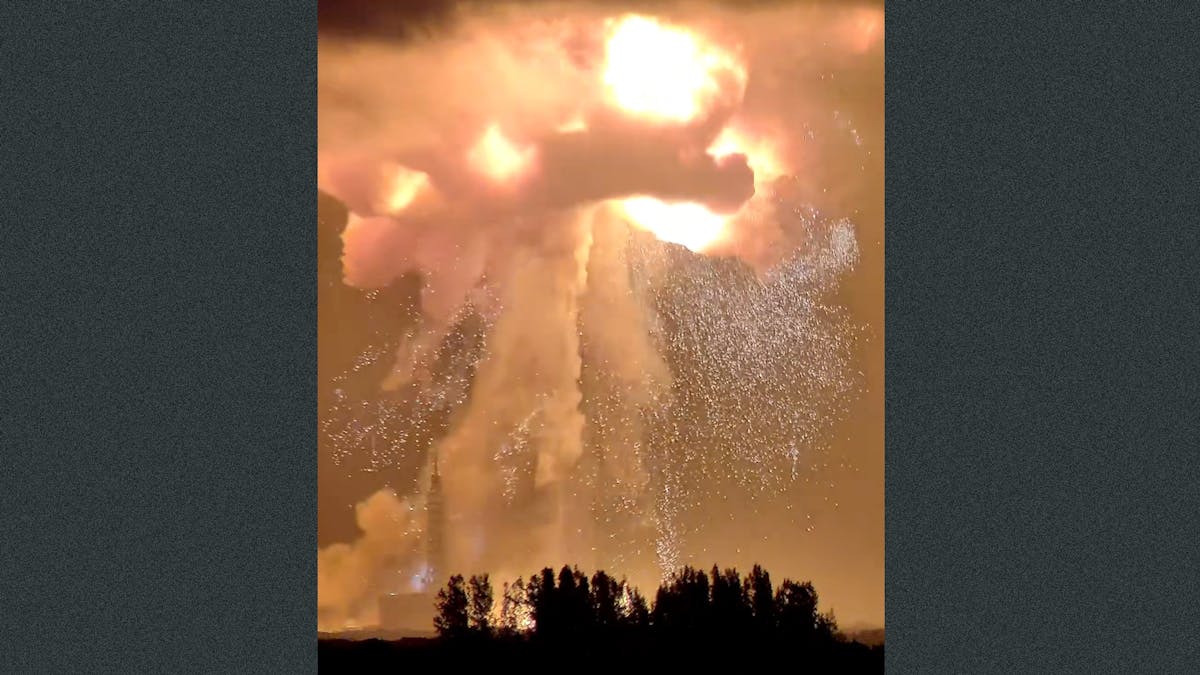 Why SpaceX Isn’t Celebrating the Blue Origin Explosion Why SpaceX Isn’t Celebrating the Blue Origin Explosion