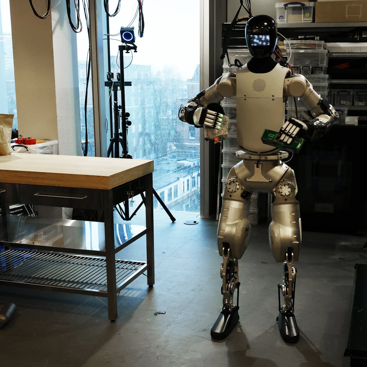 AI will help make a Nobel prize-winning discovery within a year, says Anthropic co-founder