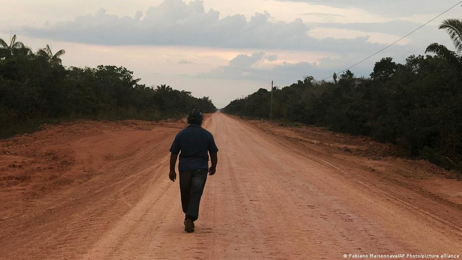 Brazil revives plan to pave highway through Amazon Brazil revives plan to pave highway through Amazon