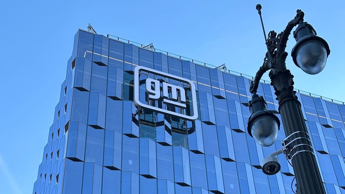 General Motors pauses EV battery plant in Indiana