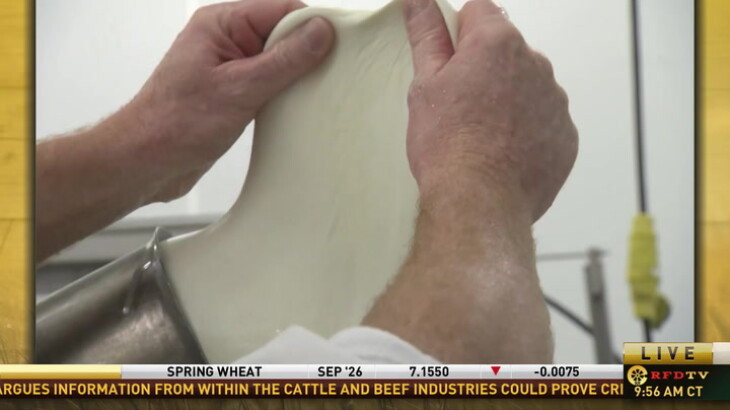Wisconsin Dairy Farm Turns Manure into Renewable Energy Wisconsin Dairy Farm Turns Manure into Renewable Energy