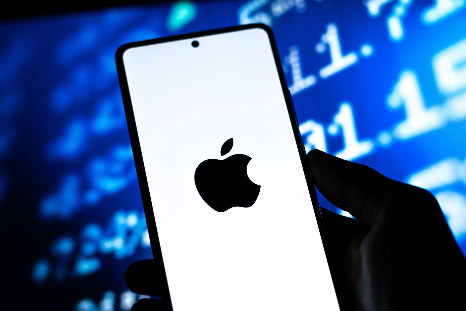 Apple stock price target raised by Wall Street analysts