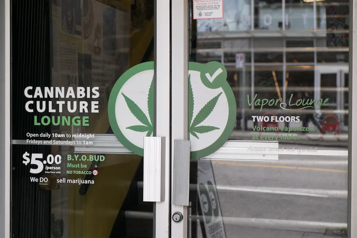 Casino executive and state lawmakers back making cannabis accessible to Las Vegas visitors