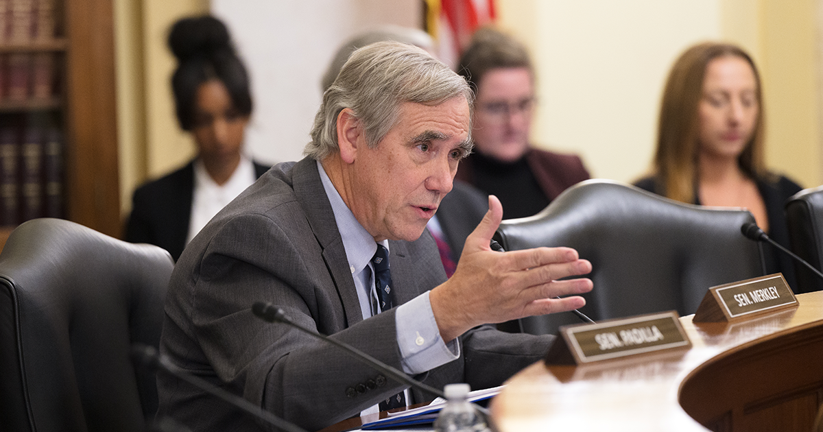 Forty-One Senators Push to Keep Harmful Environmental Riders Out of Appropriations Bills Forty-One Senators Push to Keep Harmful Environmental Riders Out of Appropriations Bills