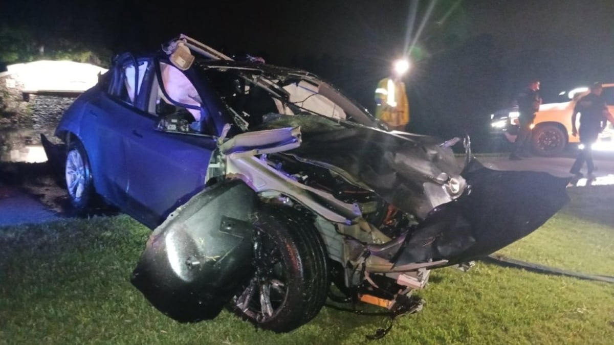 Tesla SUV was in Autopilot mode before fatal crash into Pasco pond, troopers say