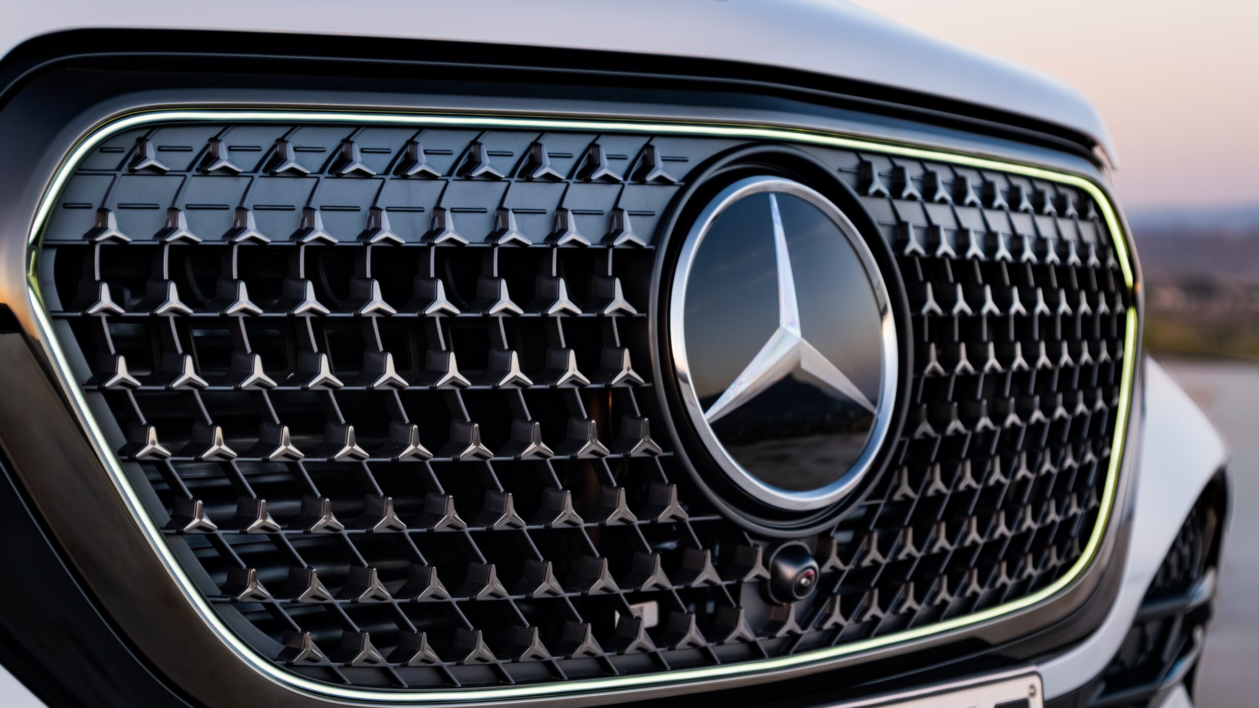 Mercedes’ equity ties to Chinese automakers could lead to U.S. ban under proposed House le