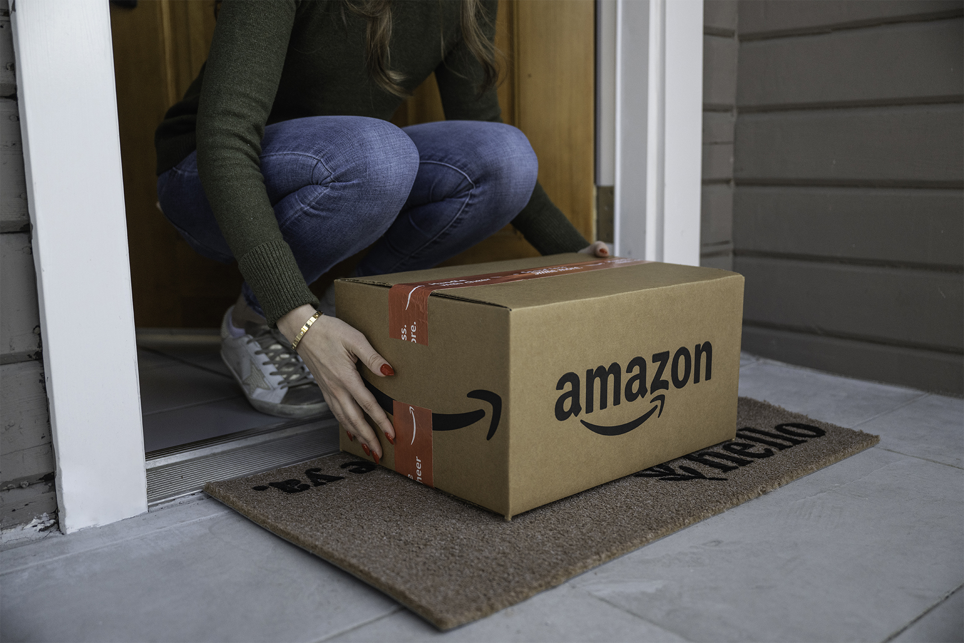 Lawsuit Demands Amazon Return Potential IEEPA Tariff Refunds to Customers