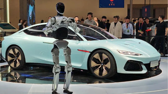 Auto China 2026 Observations | New Players Enter in Droves, Automakers Flock to “Building