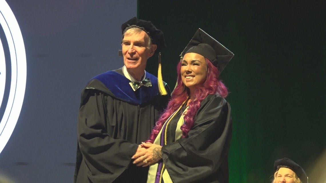 ‘I still aspire to be like him’: Bill Nye addresses Unity Environmental University graduates in Portland