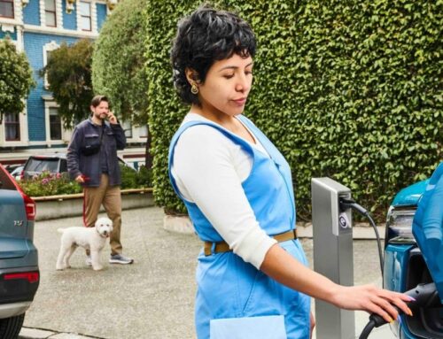 1,000 curbside EV chargers are coming to Philadelphia