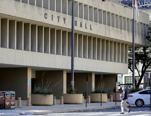 Canadian electronics company confirms $900M Fort Worth investment, gets 10-year tax break