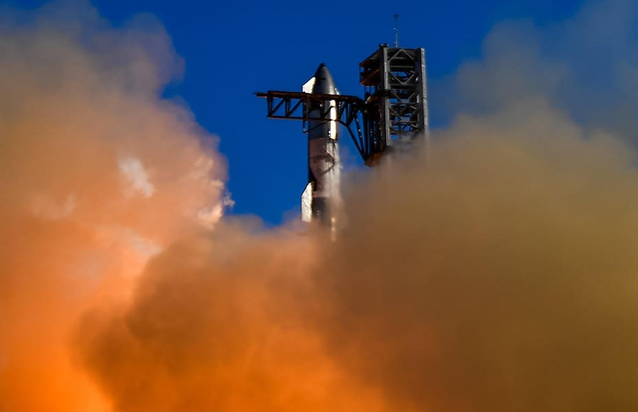 SpaceX’s AI Wing Casts Cloud Over Future Earnings, Leading Experts Say