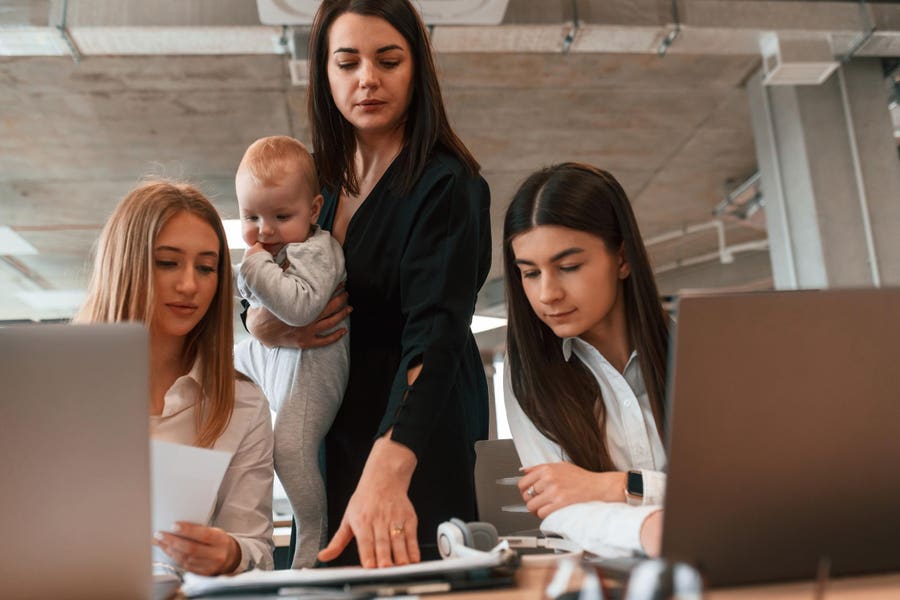 4 Reasons Women Appear To Be Better Investors 4 Reasons Women Appear To Be Better Investors