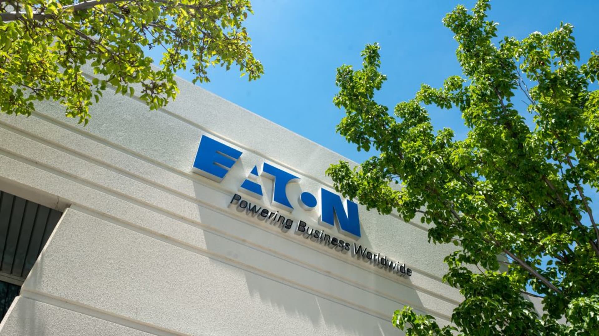 Eaton moves one step closer to becoming a cleaner bet on the AI boom Eaton moves one step closer to becoming a cleaner bet on the AI boom