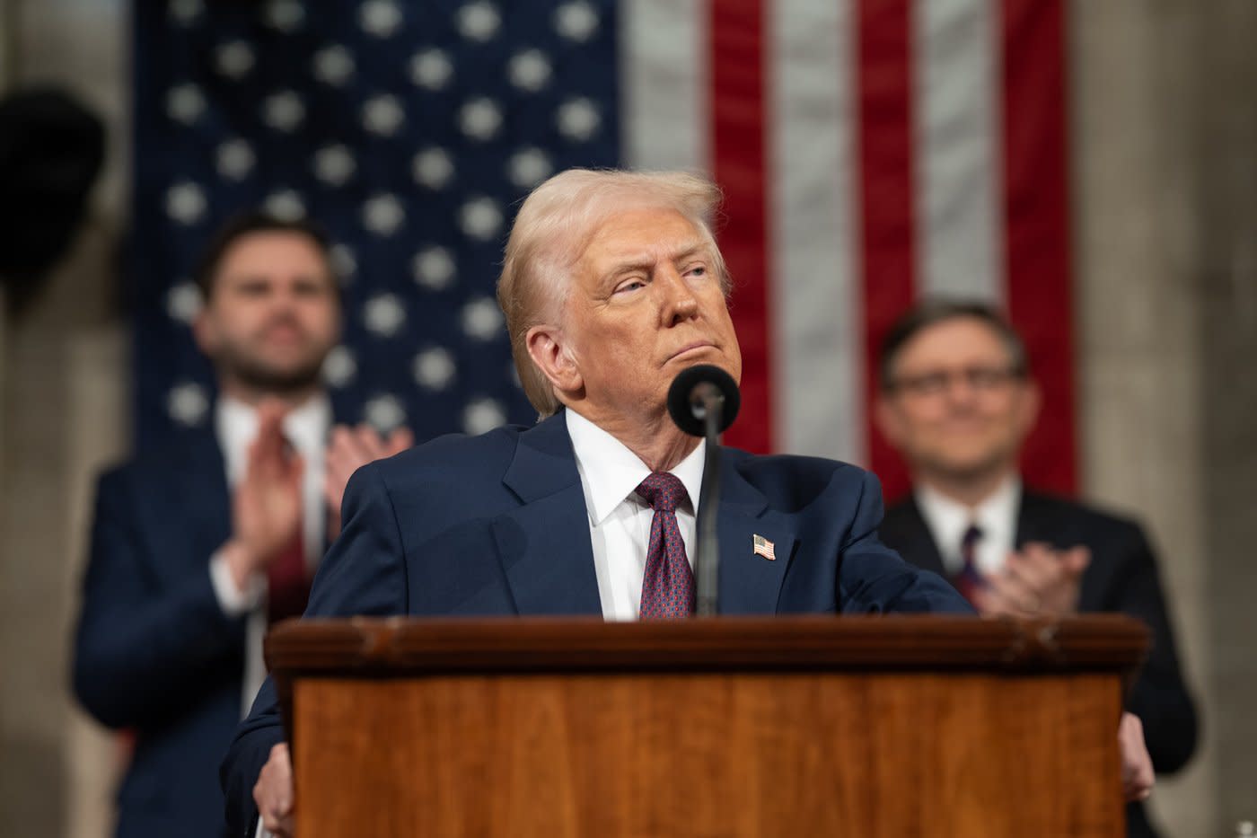 The Stock Market Sounds an Alarm as Investors Get a Grim Update on President Trump’s Econo
