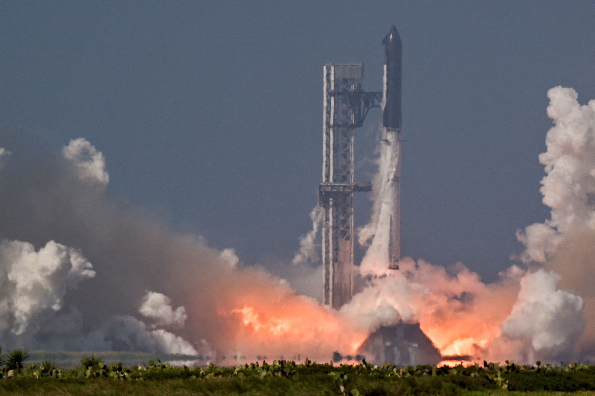 SpaceX IPO a boon for banks, ultrarich SpaceX IPO a boon for banks, ultrarich