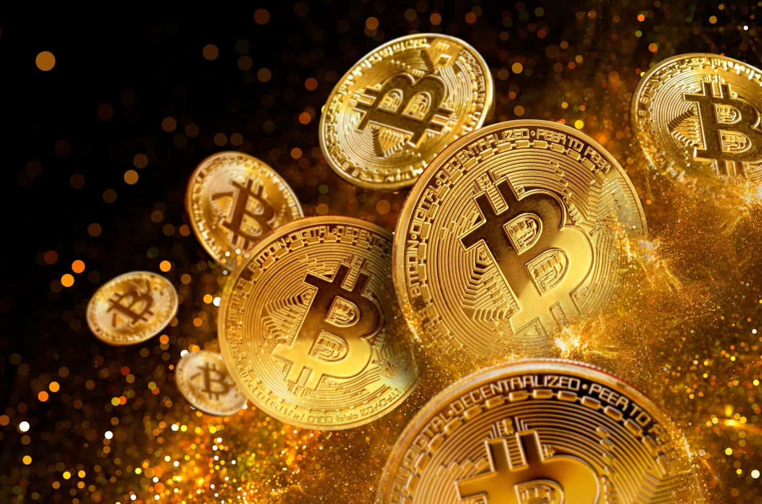 Both Institutions and Retail Are Buying and Holding Crypto Despite Bitcoin’s 50% Pullback Both Institutions and Retail Are Buying and Holding Crypto Despite Bitcoin’s 50% Pullback