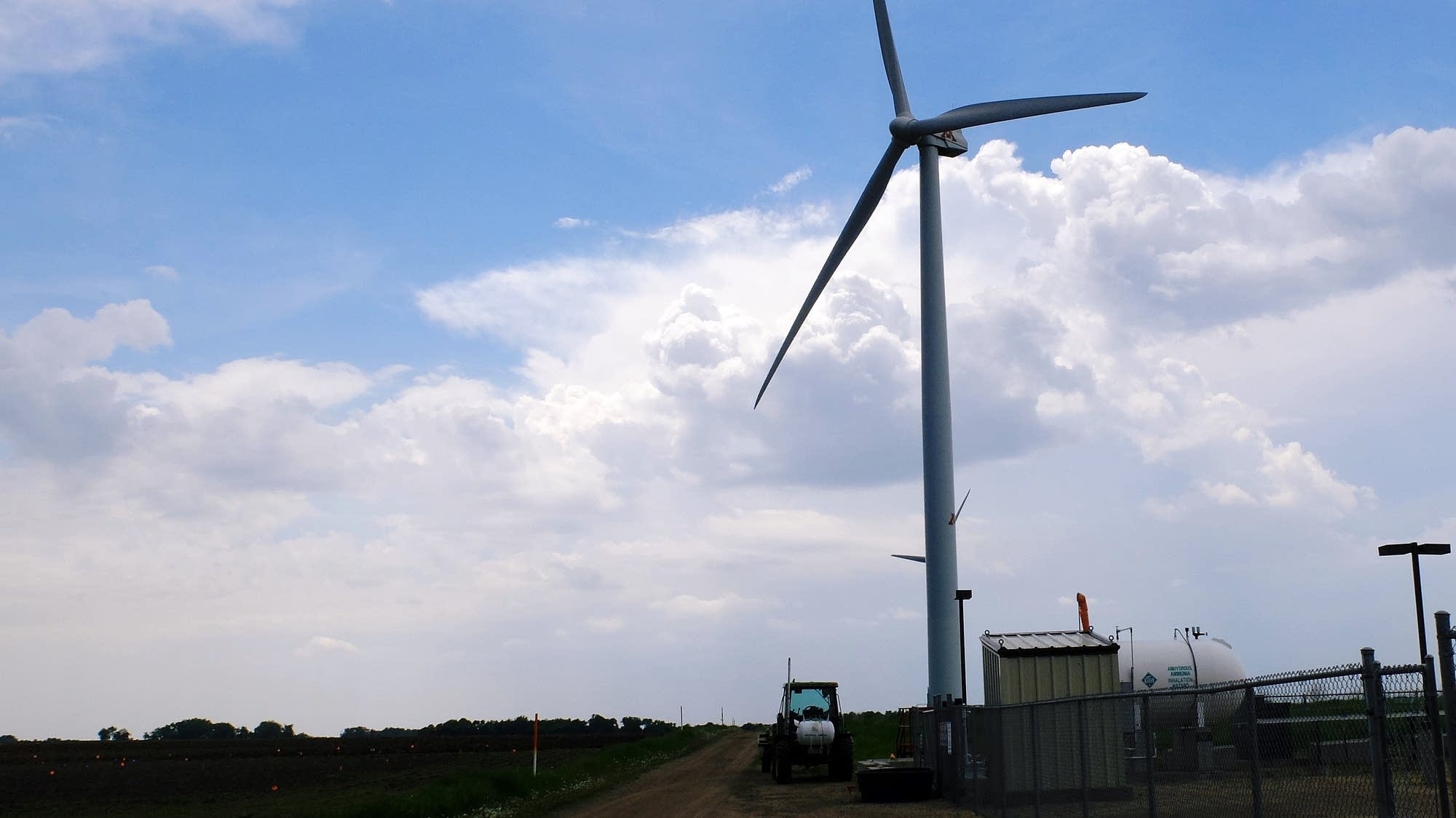 A Minnesota grant aims to kickstart domestic green fertilizer production
