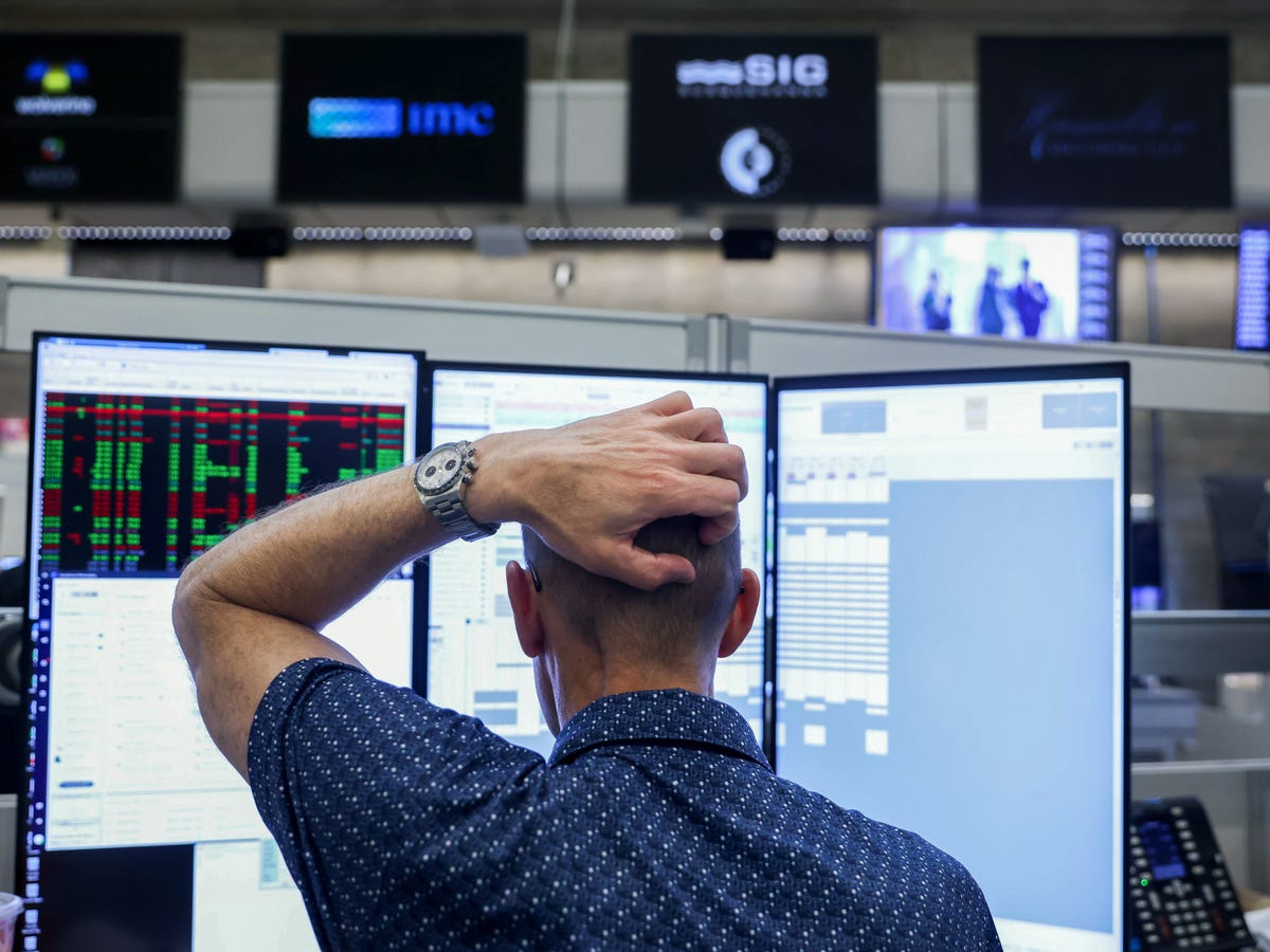 4 ways to prep your portfolio for ‘considerable danger’: JPMorgan
