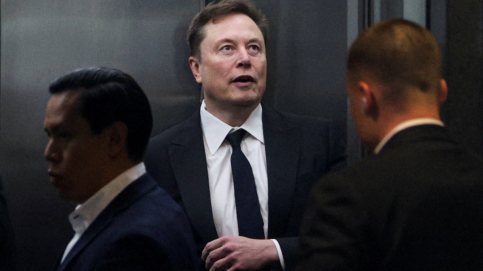 SpaceX IPO is coming. Could it push Elon Musk past  trillion?