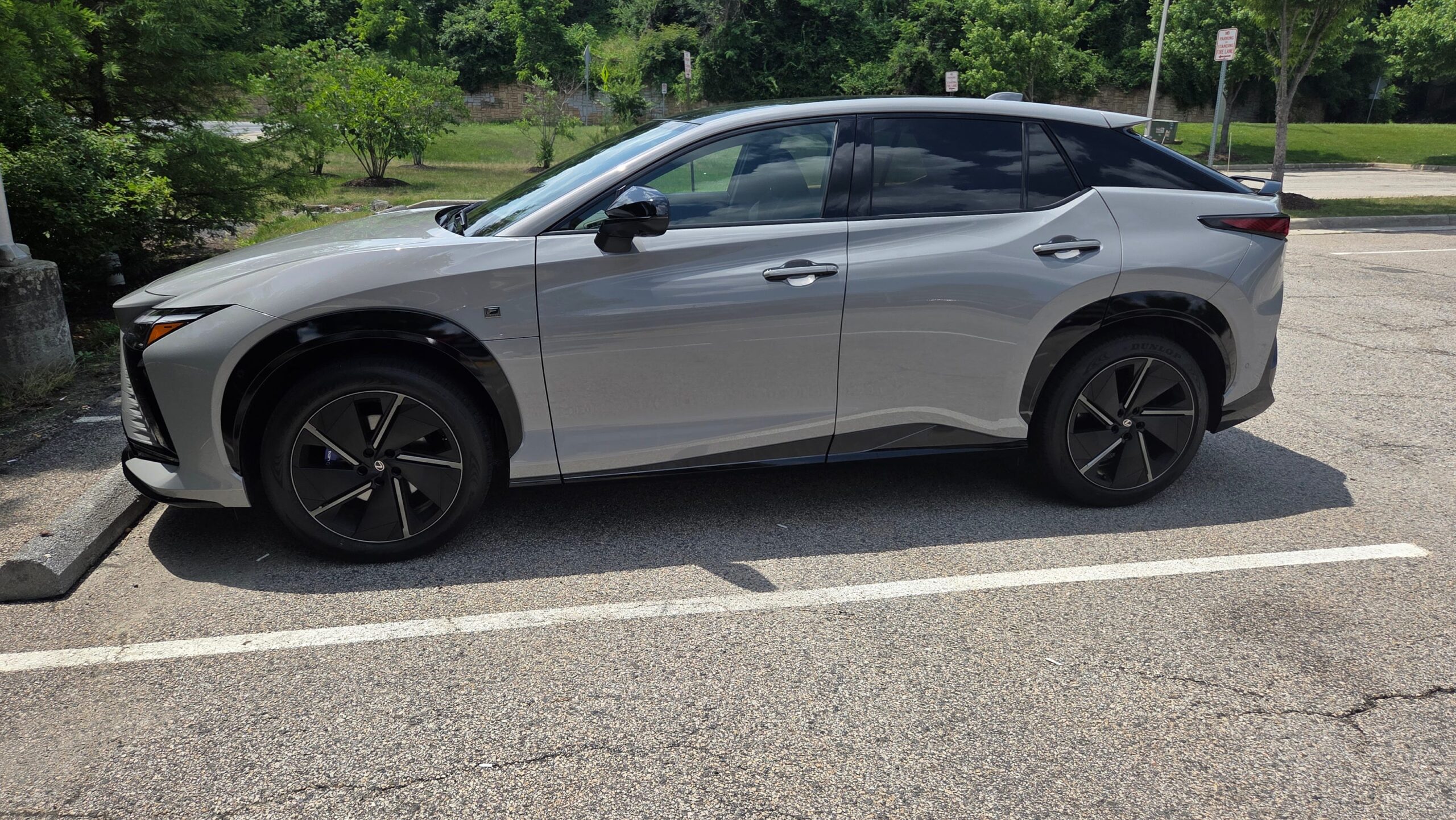 I drove one of America’s cheapest luxury EVs. The Lexus RZ gets our OK I drove one of America’s cheapest luxury EVs. The Lexus RZ gets our OK