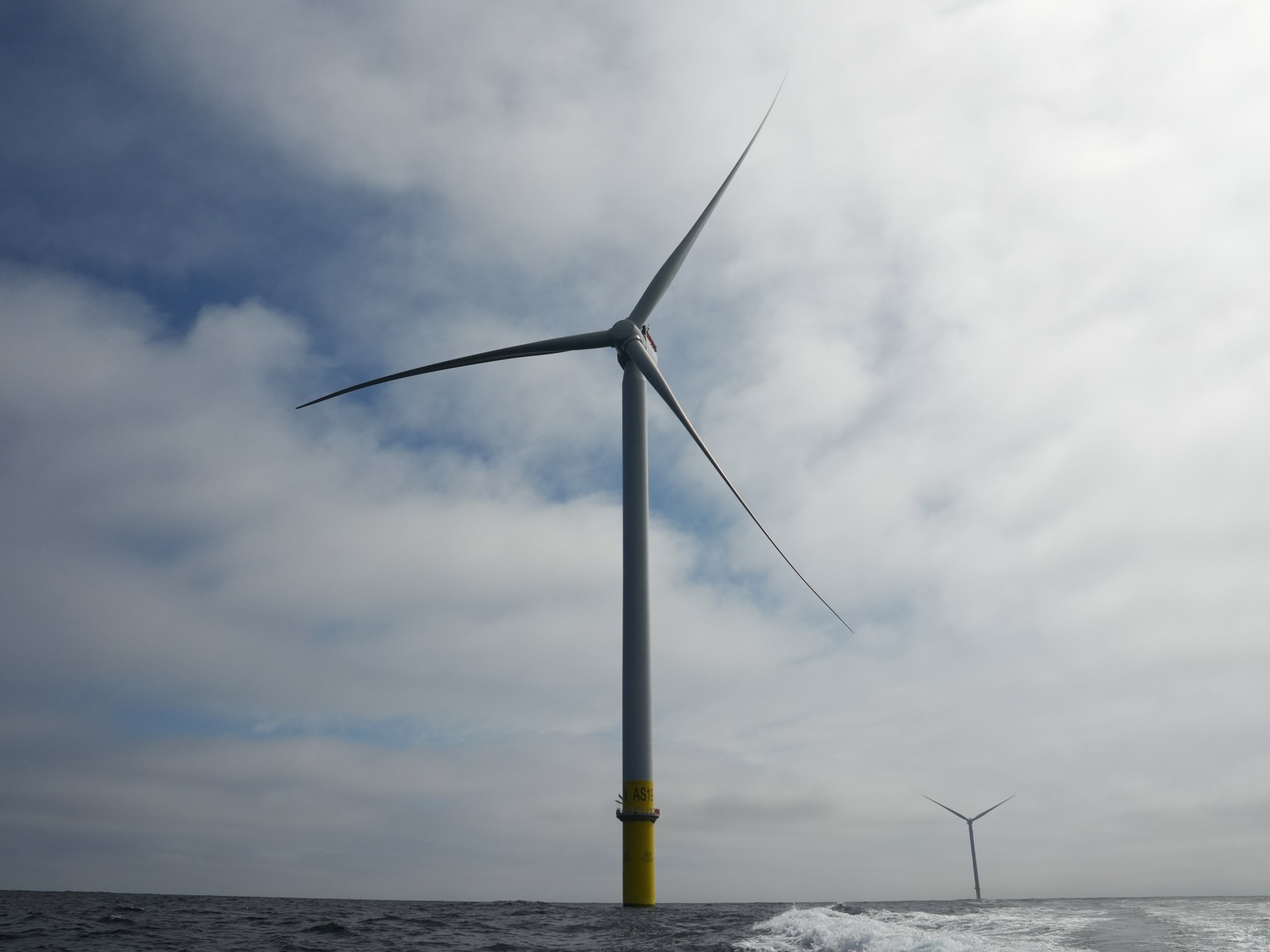 Trump admin’s cancellation of wind energy projects causes business turmoil