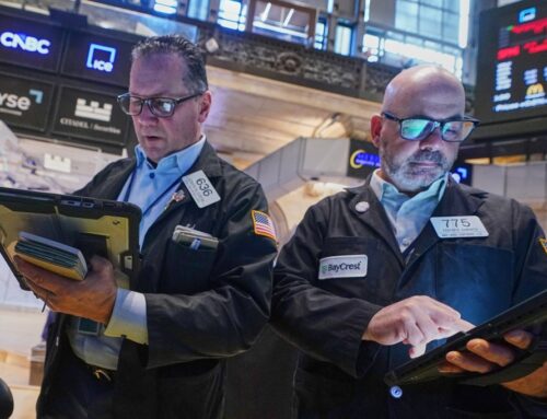 Wall Street drifts ahead of highly anticipated market debut of SpaceX