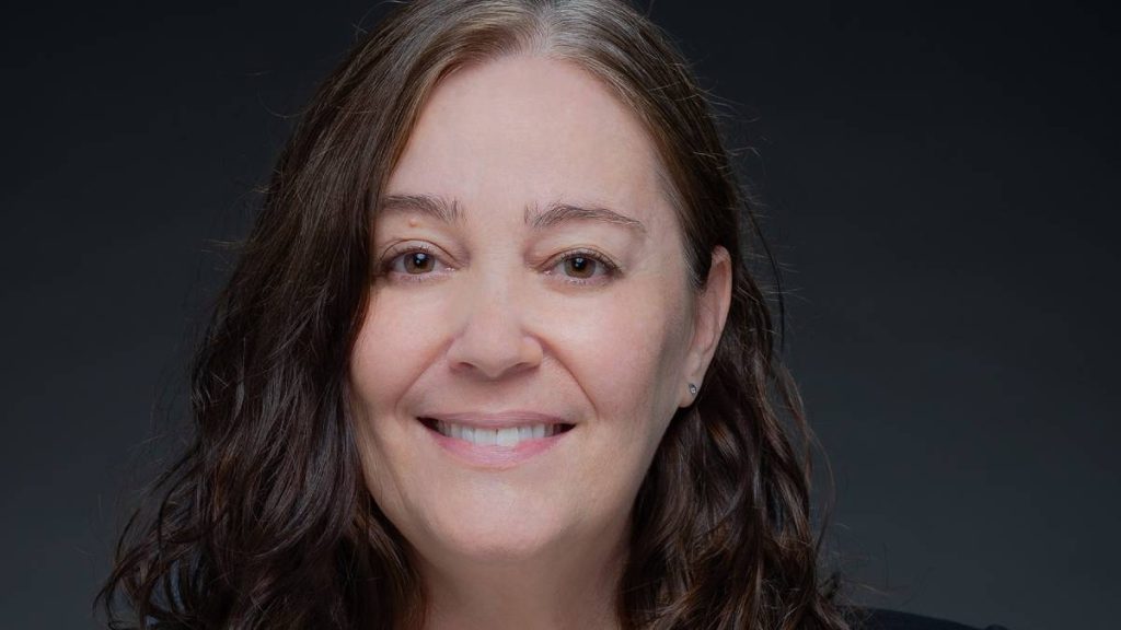 Lowen earns national recognition for advancing electric vehicle policy Lowen earns national recognition for advancing electric vehicle policy