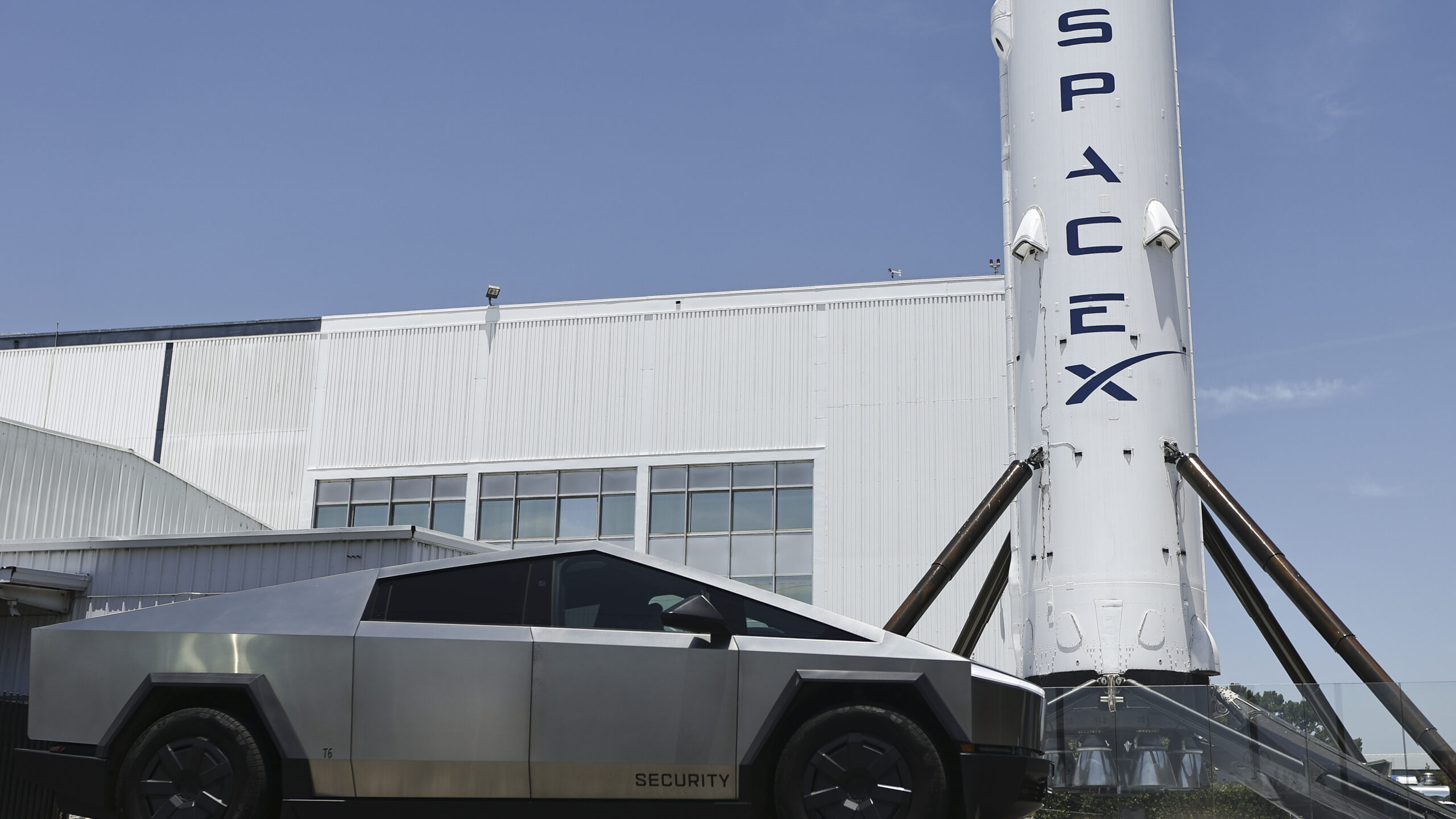 S&P 500 blocks fast SpaceX entry, won’t waive rule for unprofitable AI firms S&P 500 blocks fast SpaceX entry, won’t waive rule for unprofitable AI firms