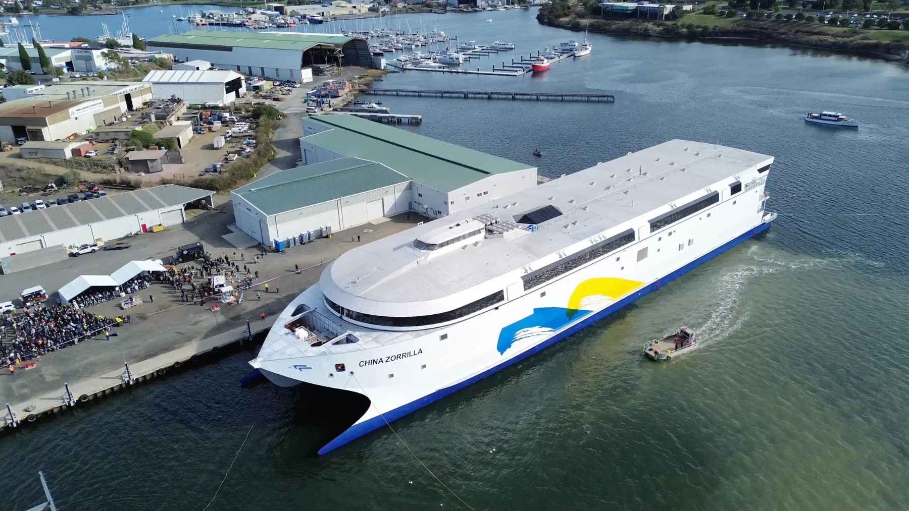 The biggest electric vehicle ever built isn’t a Tesla and has no wheels — it’s a 130-meter ferry with 5,016 batteries, and a giant heavy-lift ship is hauling it from Tasmania to South America The biggest electric vehicle ever built isn’t a Tesla and has no wheels — it’s a 130-meter ferry with 5,016 batteries, and a giant heavy-lift ship is hauling it from Tasmania to South America