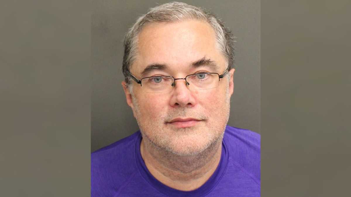 Orlando man accused of scamming former MLB player out of M