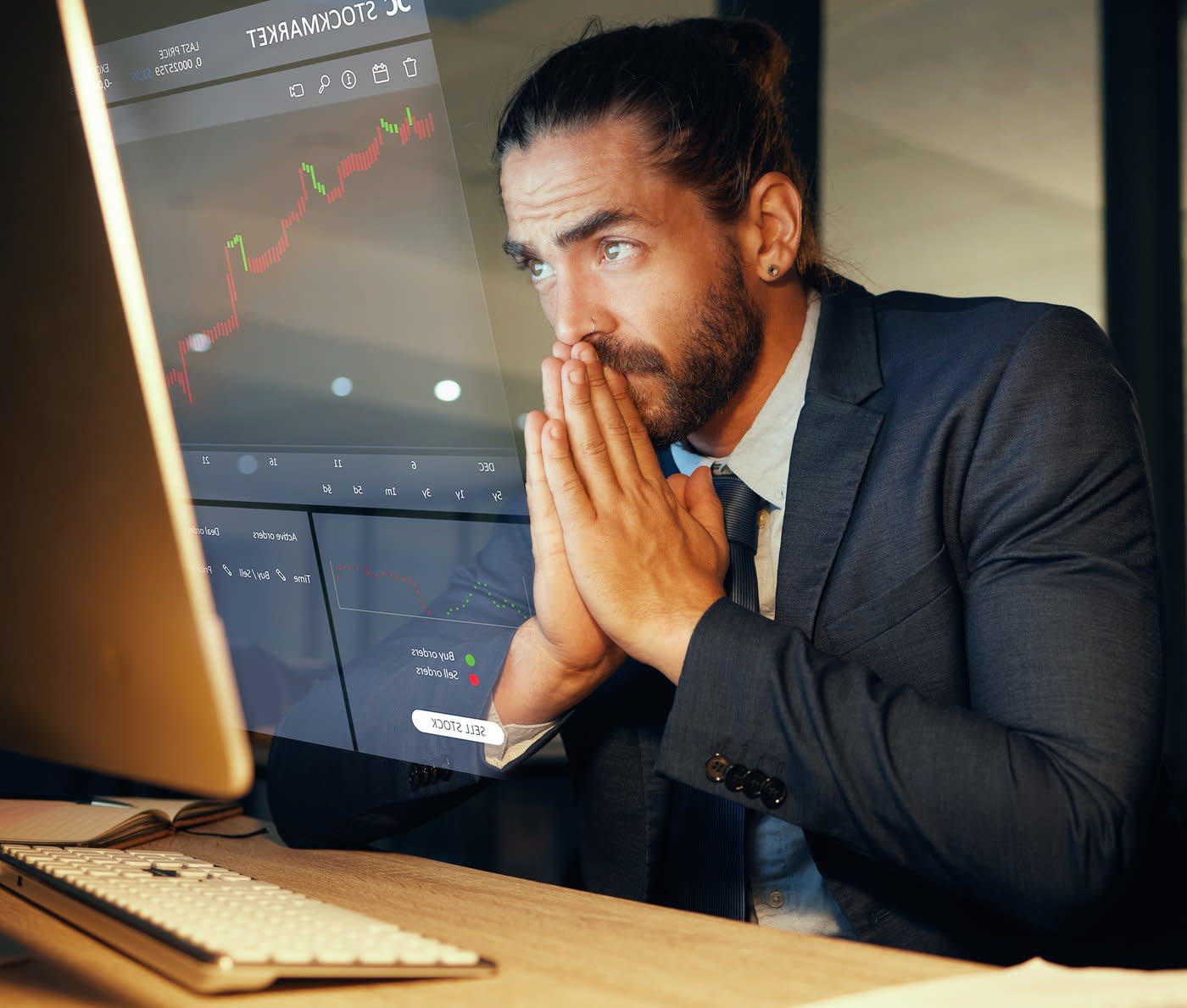 Bitcoin ETF Outflows Are Now at Record Levels. Time to Panic, or Time to Buy the Dip?