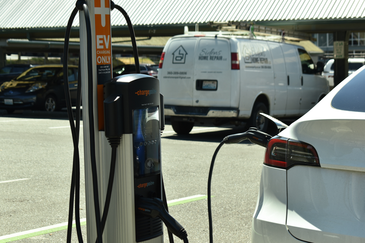 State grants bring new EV charging stations to Bellingham State grants bring new EV charging stations to Bellingham
