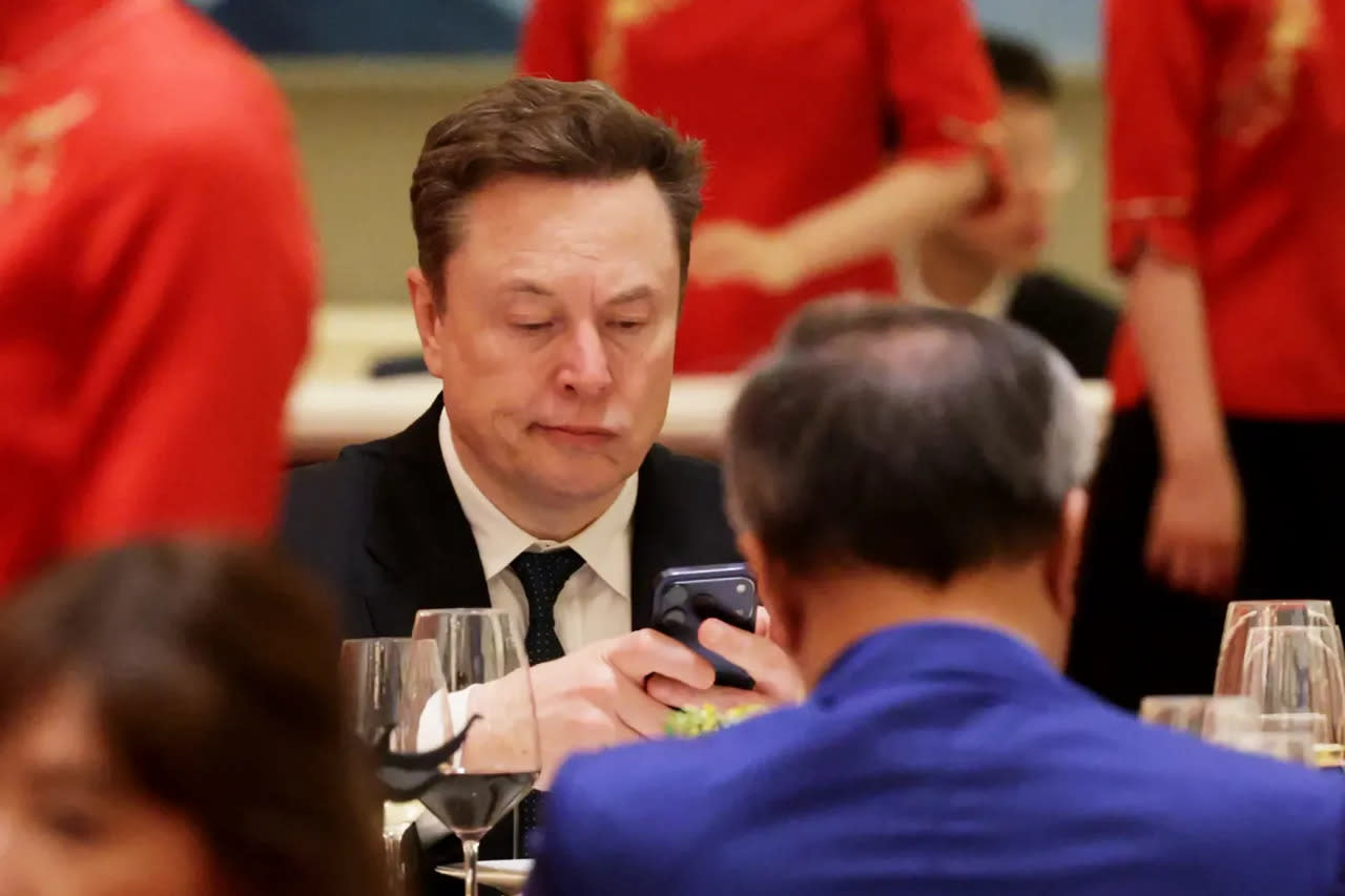 Elon Musk Says Anthropic-SpaceX Deal Is Short-Term ‘Because We Might Need The Compute Back’ — Here’s What That Means Elon Musk Says Anthropic-SpaceX Deal Is Short-Term ‘Because We Might Need The Compute Back’ — Here’s What That Means