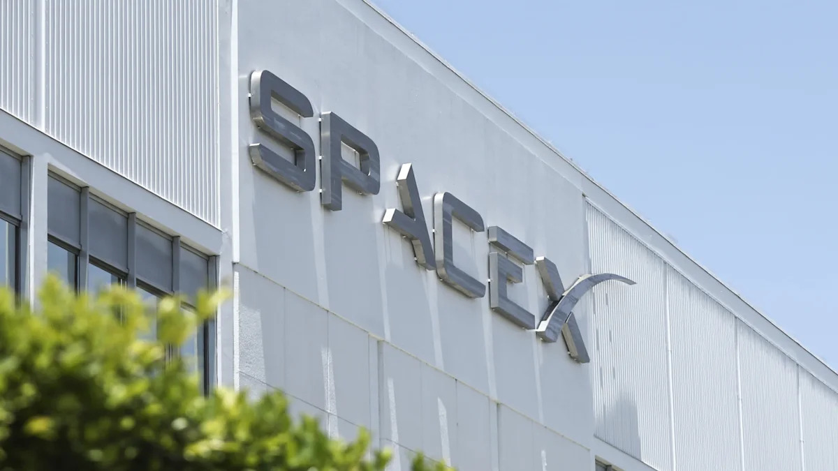 SpaceX Overtakes Amazon To Become World’s Fifth Most Valuable Company SpaceX Overtakes Amazon To Become World’s Fifth Most Valuable Company