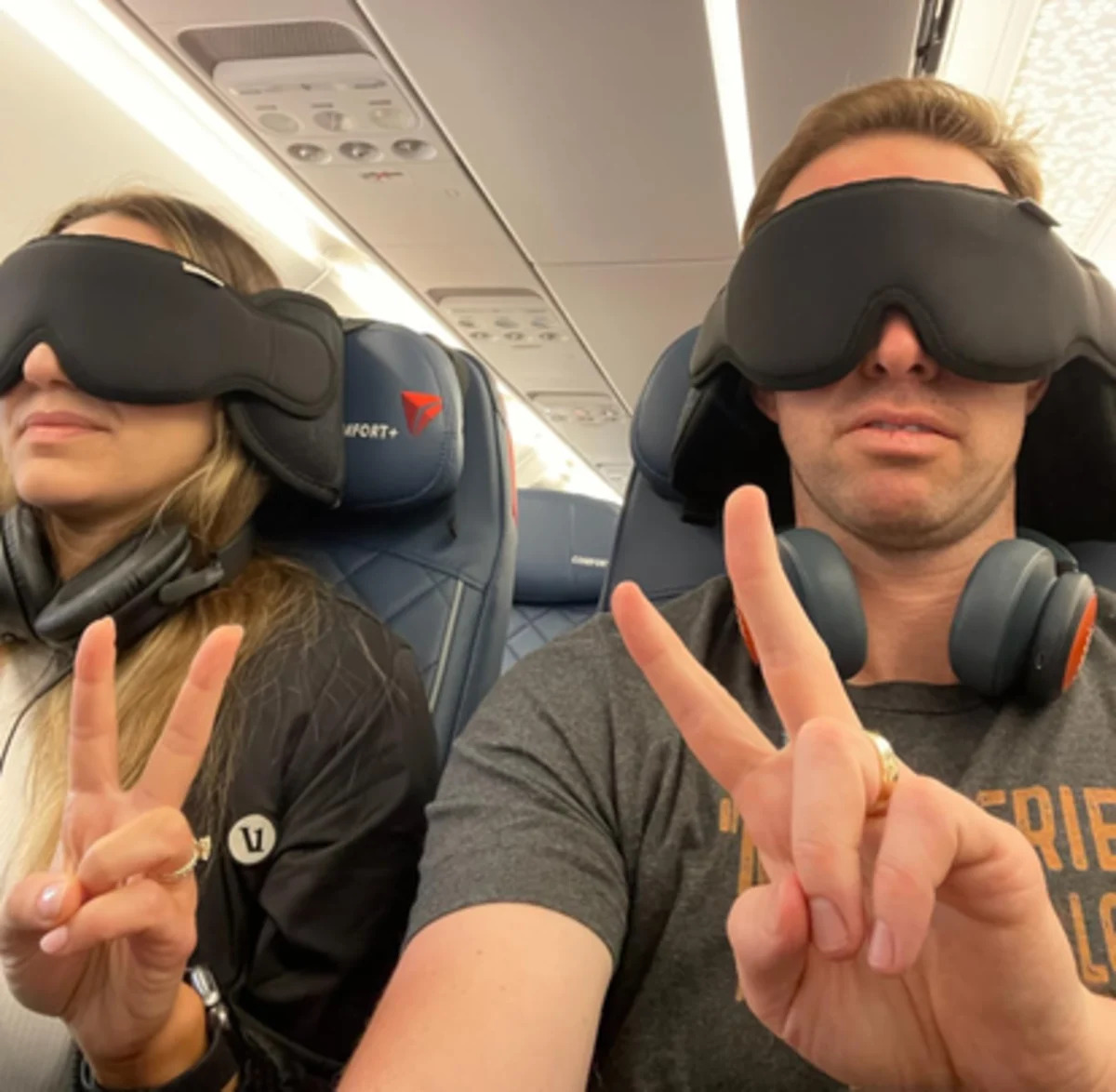 28 Travel Products That’ll Make Your Vacation Companions Say, “****, I Should’ve Brought That”