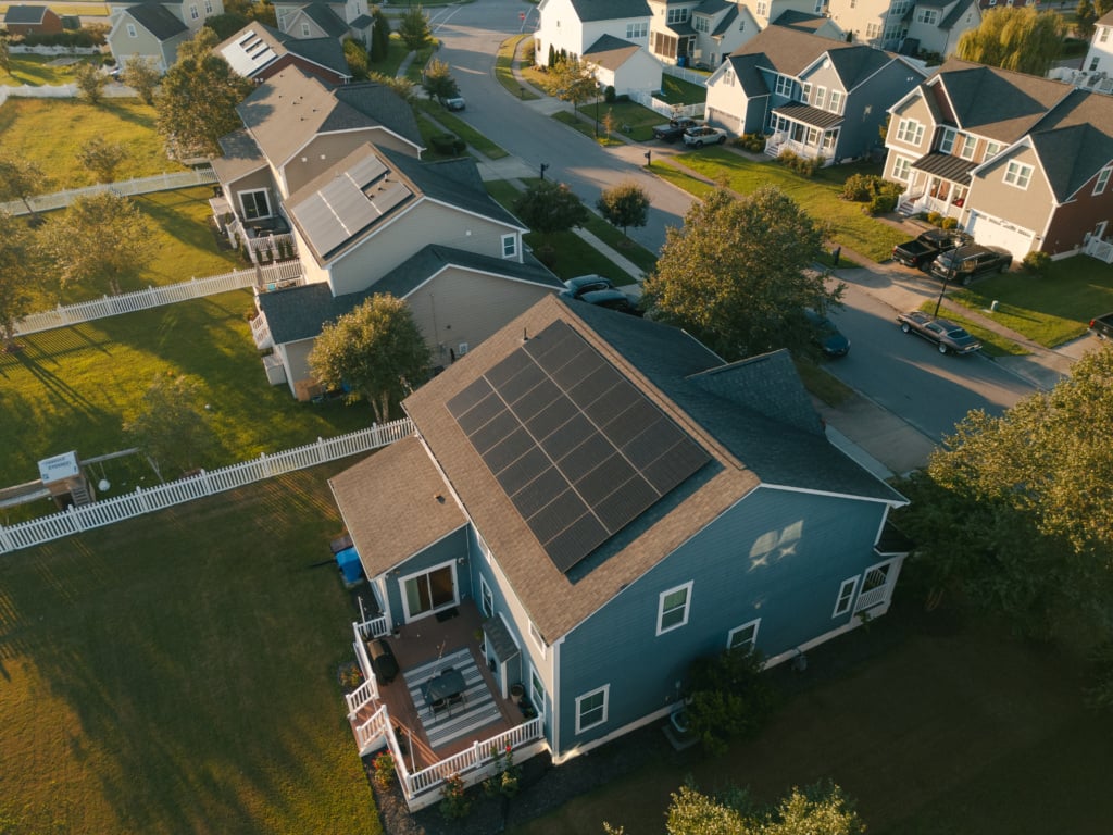 Gov. Lamont signs solar energy bill