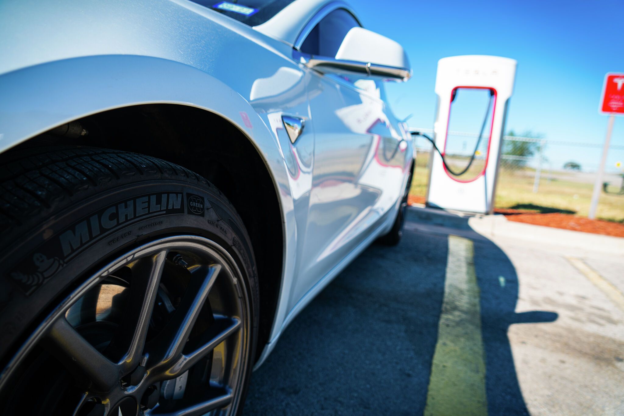 Texas EV fee proposal could raise road-use costs for drivers