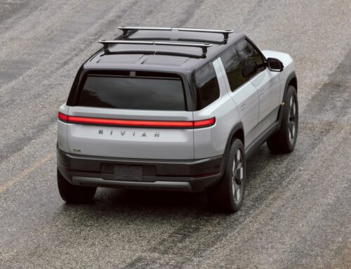 Rivian cuts hundreds of workers after R2 deliveries start